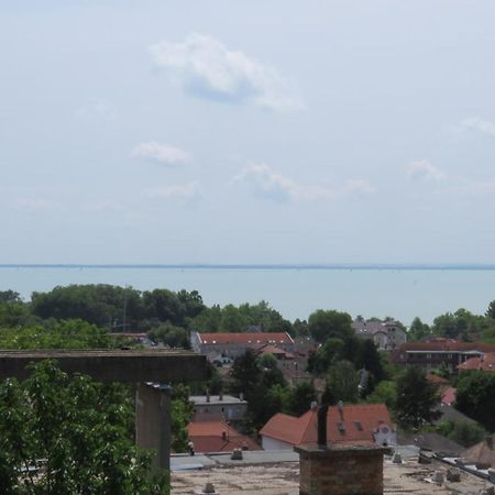 Prima Porta Vendeghaz Hotel Balatonalmadi Ngoại thất bức ảnh