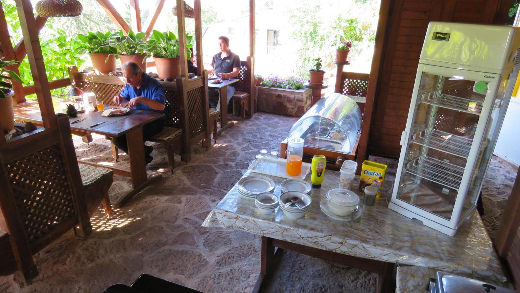 Prima Porta Vendeghaz Hotel Balatonalmadi Ngoại thất bức ảnh